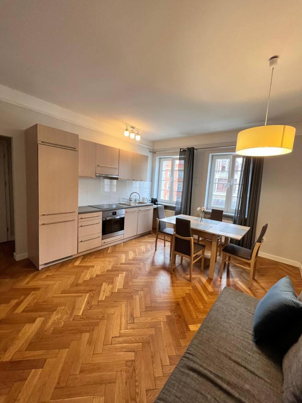 Z Apartment On Town Hall - Rynek Ratusz - 2 Rooms Breslavia Exterior foto